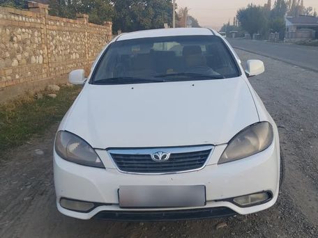 Daewoo Gentra, 2015 — photo 2