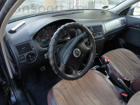 Volkswagen Golf, 2002 — photo 11