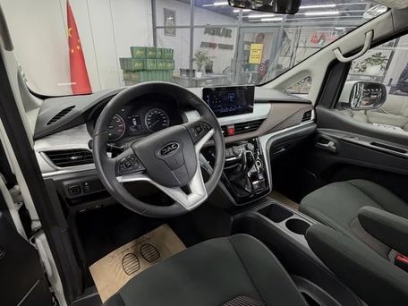JAC Refine M3, 2023 — photo 4