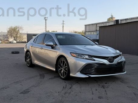 Toyota Camry, 2018 — 照片 1