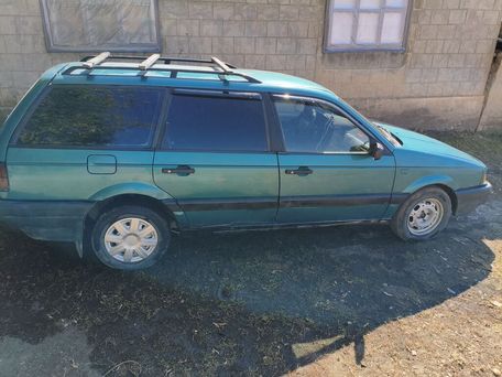 Volkswagen Passat, 1991 — 照片 1