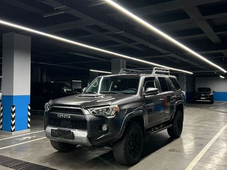 Toyota 4Runner, 2021 — фото 9