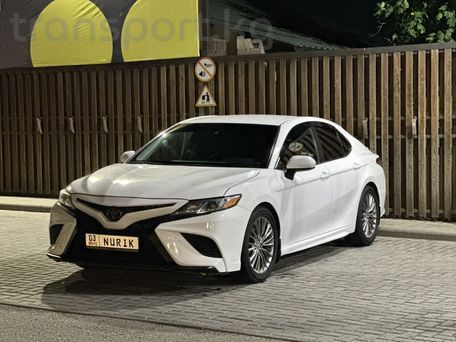 Toyota Camry, 2018 — фото 1