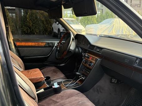 Mercedes-Benz E-Класс, 1995 — сүрөт 7