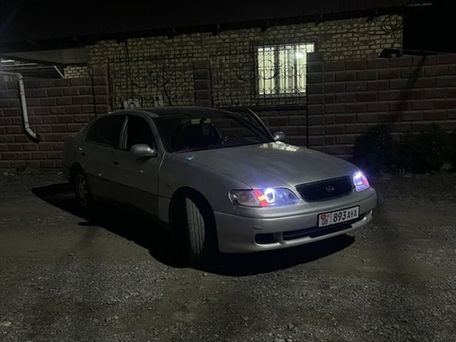 Lexus GS, 1995 — 照片 10