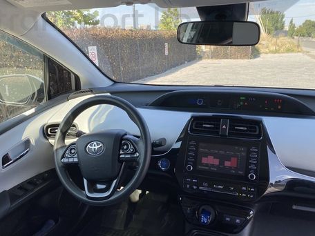 Toyota Prius, 2019 — фото 6