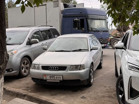 Audi A3, 1997 — 照片 1