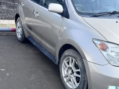 Toyota Ist, 2003 — сүрөт 4