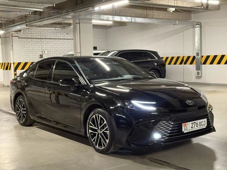 Toyota Camry, 2025