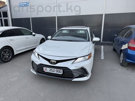 Toyota Camry, 2021 — фото 1