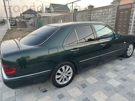 Mercedes-Benz E-Класс, 1996 — сүрөт 4