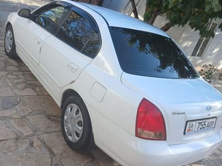 Hyundai Avante, 2001 — photo 2