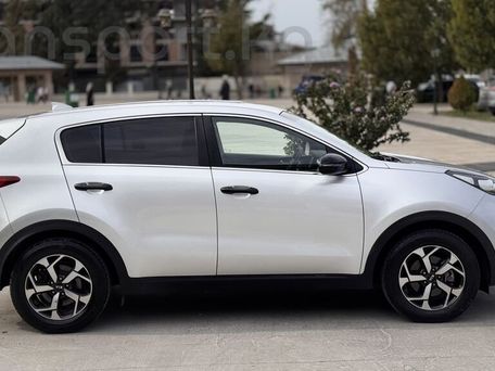 Kia Sportage, 2021 — сүрөт 8