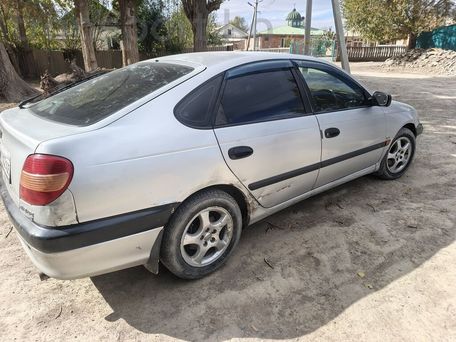Toyota Avensis, 2002 — сүрөт 7