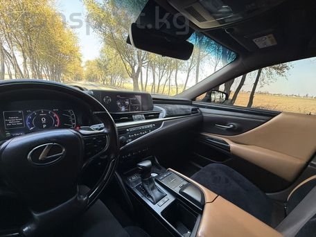 Lexus ES, 2019 — 照片 9