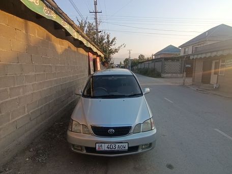 Toyota Gaia, 2000 — 照片 2