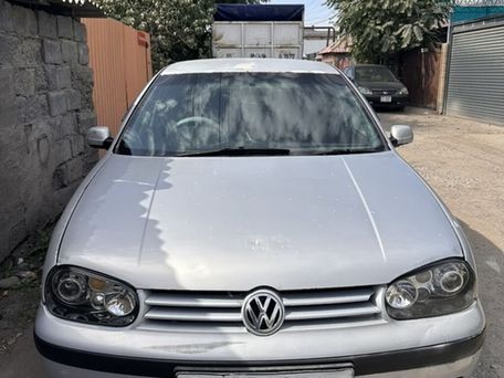 Volkswagen Golf, 1999