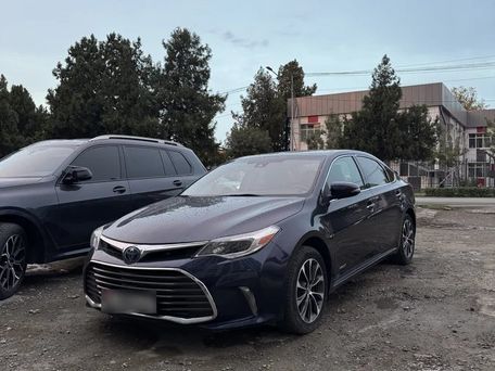 Toyota Avalon, 2017 — фото 1