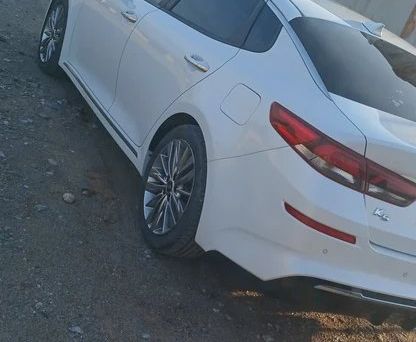 Kia K5, 2018 — photo 10
