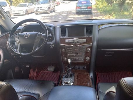 Nissan Patrol, 2010 — photo 4