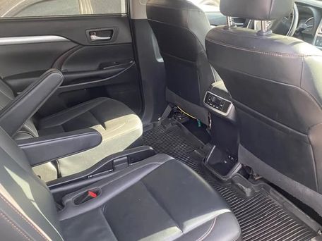 Toyota Highlander, 2019 — сүрөт 4