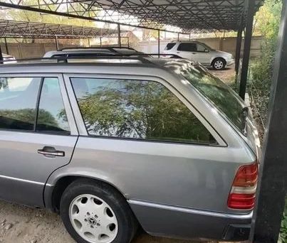 Mercedes-Benz W124, 1991 — photo 4