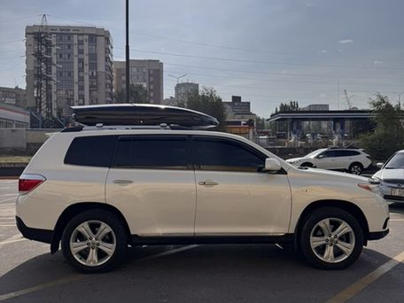 Toyota Highlander, 2010 — фото 7