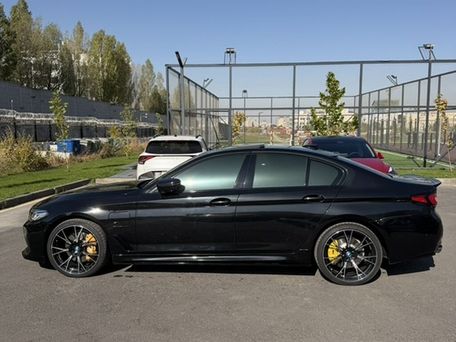 BMW 5 серии, 2022 — сүрөт 2