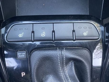 Kia Stonic, 2017 — сүрөт 6