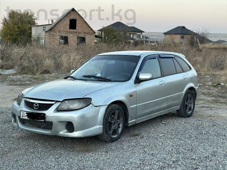 Mazda Familia, 2003 — 照片 2