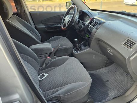 Hyundai Tucson, 2006 — photo 10
