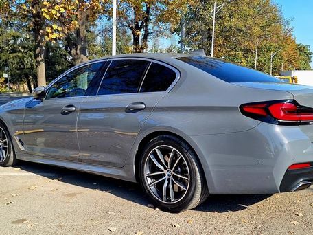 BMW 5 Series, 2022 — photo 6