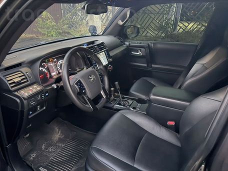 Toyota 4Runner, 2020 — сүрөт 13