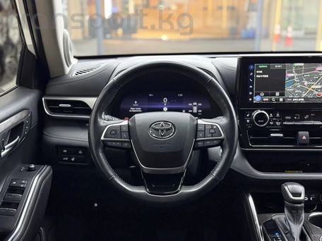 Toyota Highlander, 2023 — 照片 8