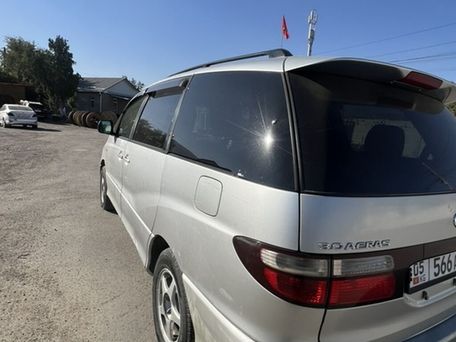 Toyota Estima, 2001 — photo 3