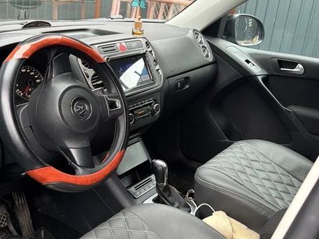 Volkswagen Tiguan, 2010 — photo 4