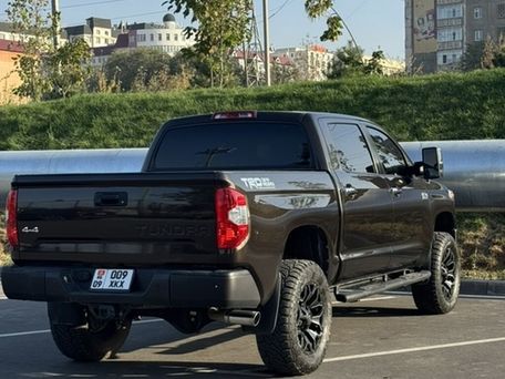 Toyota Tundra, 2019 — фото 5