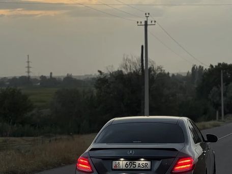Mercedes-Benz E-Класс, 2019 — 照片 4