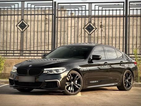 BMW 5 серии, 2016