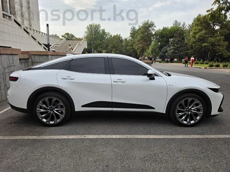Toyota Crown, 2024 — сүрөт 4