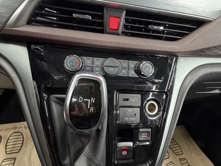 JAC Refine M3, 2023 — photo 5