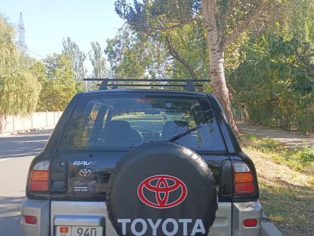 Toyota RAV4, 1999