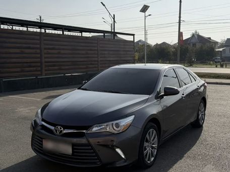 Toyota Camry, 2016 — 照片 1
