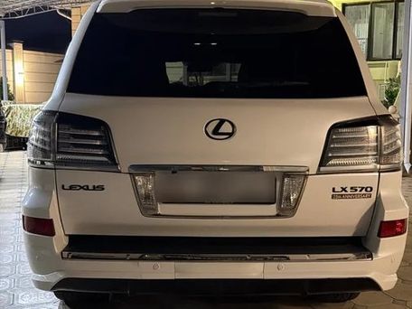 Lexus LX, 2015 — фото 1