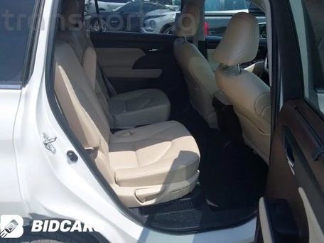 Toyota Highlander, 2022 — photo 8