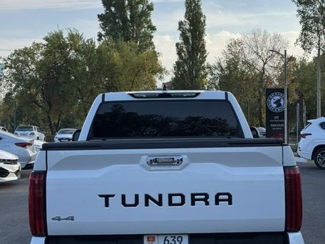 Toyota Tundra, 2023 — сүрөт 4
