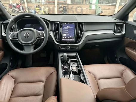 Volvo XC60, 2024 — photo 5