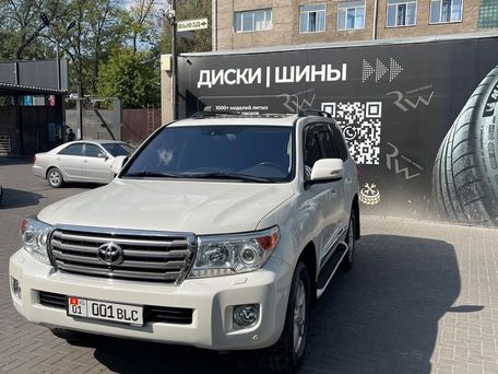 Toyota Land Cruiser, 2015 — 照片 1