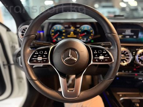 Mercedes-Benz A-Class, 2021 — сүрөт 15