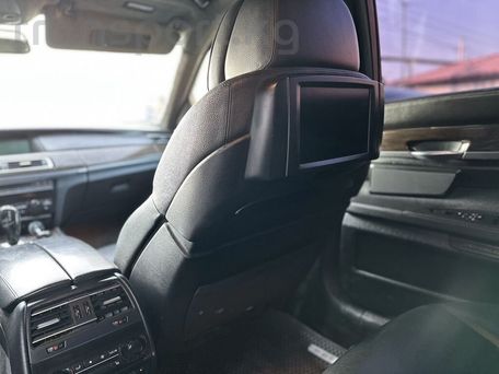 BMW 7 Series, 2009 — photo 15